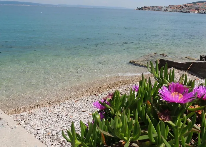 Zdenko-5 By Interhome كالي